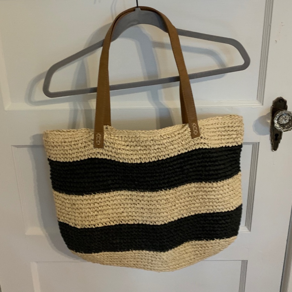 Black & Tan Striped Beach Bag